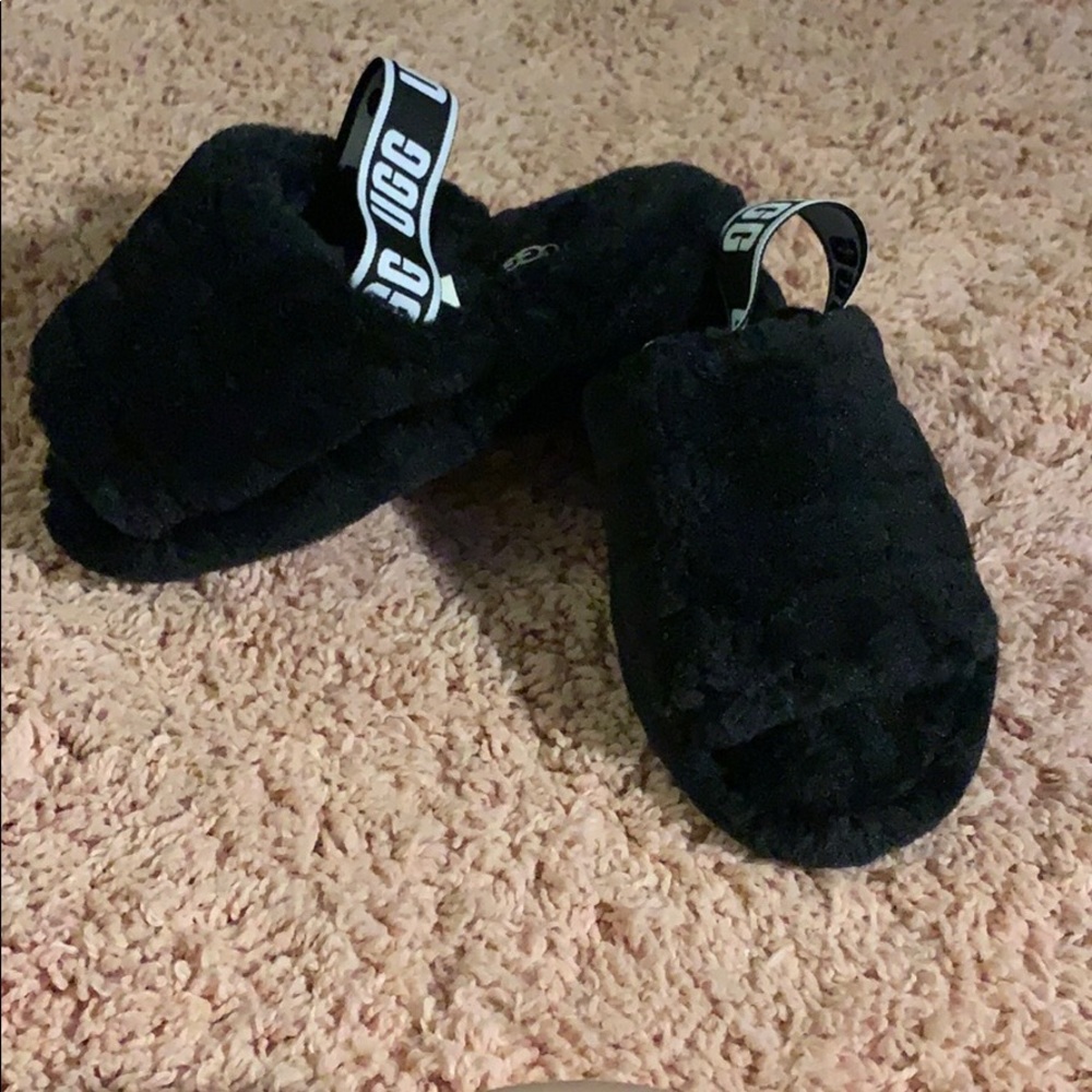 Black Uggs Size 7